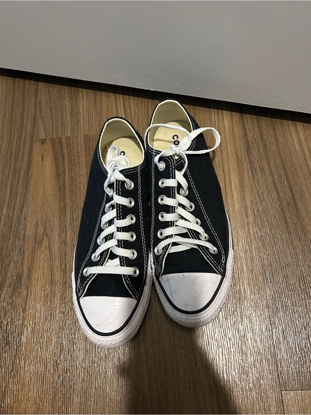Like new Black converse